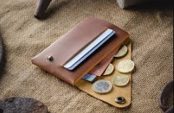 Why Small Leather Accessories Can Simplify Daily Organization